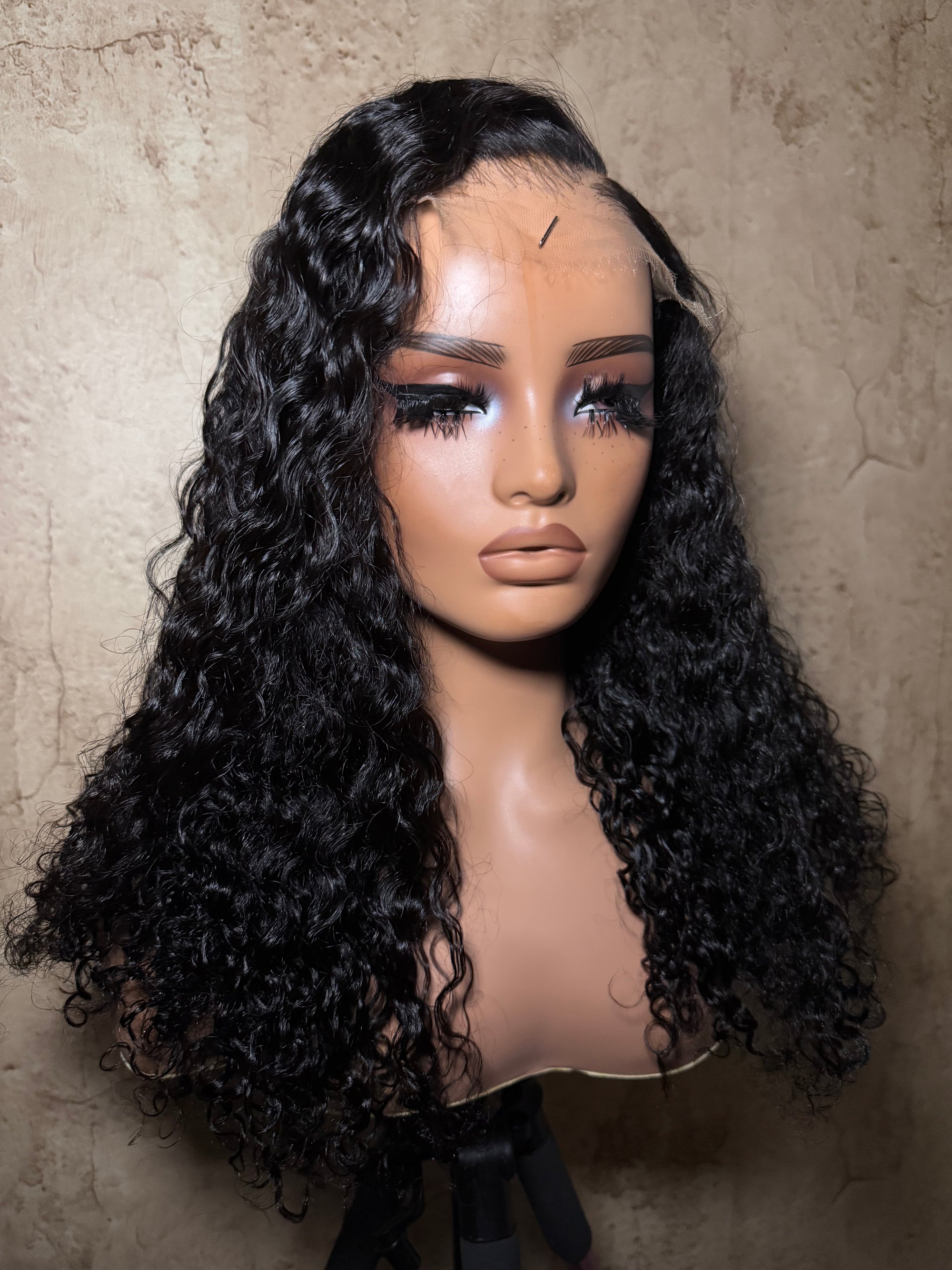 18” Deep Curly
